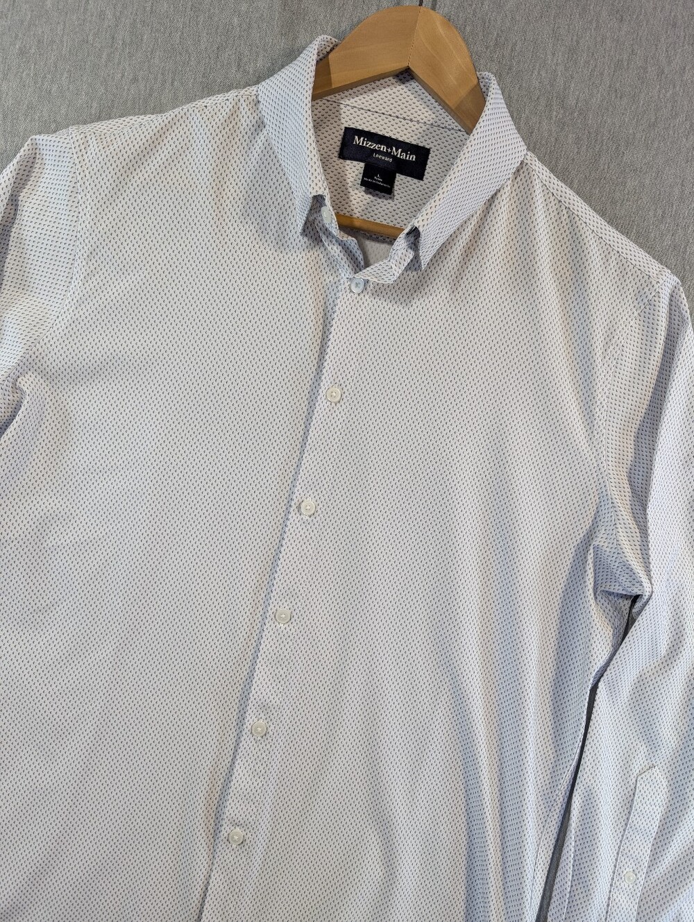 Mizzen + Main Leeward Dress Shirt Men's Large Trim White Blue Geometric Print
